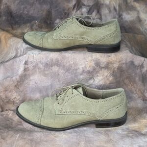 Old Navy Faux Suede Oxfords Lace Up Closure Taupe Beige Sand Tan 10